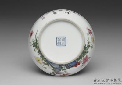 图片[3]-Dish with coquelicot in falangcai painted enamels, Qing dynasty, Yongzheng reign (1723-1735)-China Archive